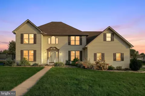 3550 Wyngate Rd, Dover, PA 17315