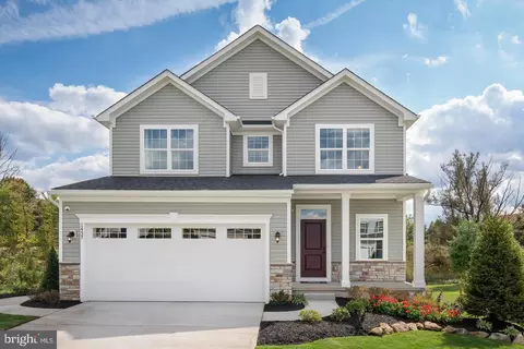 110 Rivoli Ct, New Cumberland, PA 17070