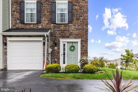 23 Holstein Dr, Hanover, PA 17331