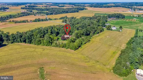 16929 Sheila Ln, Stewartstown, PA 17363