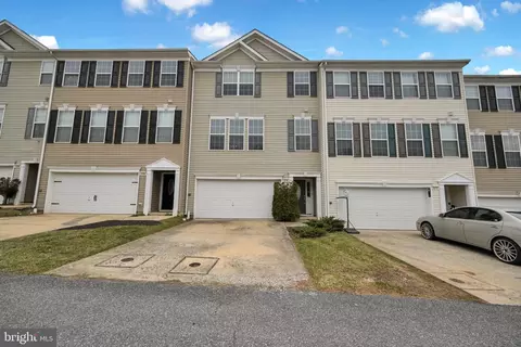 2270 Golden Eagle Dr #89, York, PA 17408
