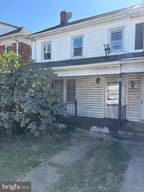 284 N Main St, Red Lion, PA 17356