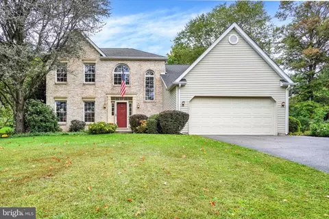 142 Hershey Cir, Stewartstown, PA 17363