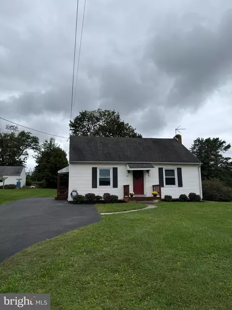 1820 Powder Mill Rd, York, PA 17402