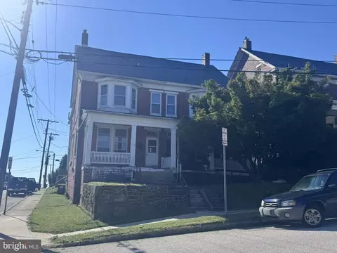 100 Henrietta St, Red Lion, PA 17356