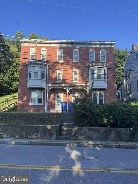 3424-3426 N George St, Emigsville, PA 17318