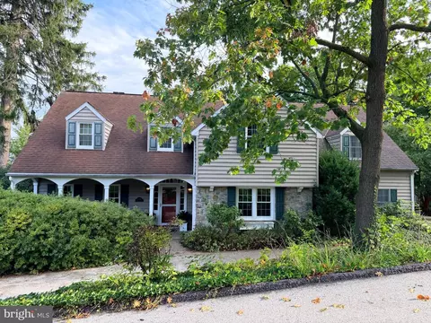 1301 Niles Ln, York, PA 17403