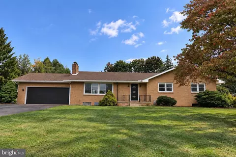 325 Donna Ln, York, PA 17403