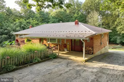 5400 Lewisberry Rd, Dover, PA 17315