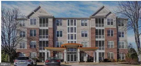1010 Crest Way #202, York, PA 17403