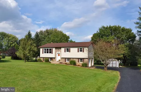625 Annette Dr, York, PA 17403