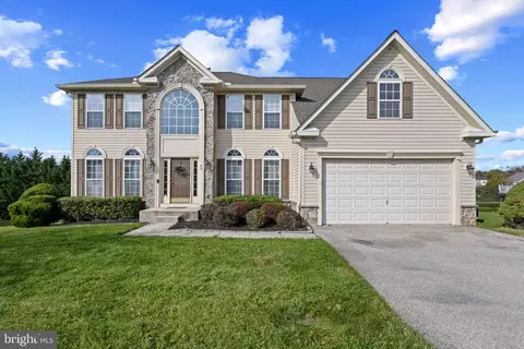 43 Nace Dr, Hanover, PA 17331