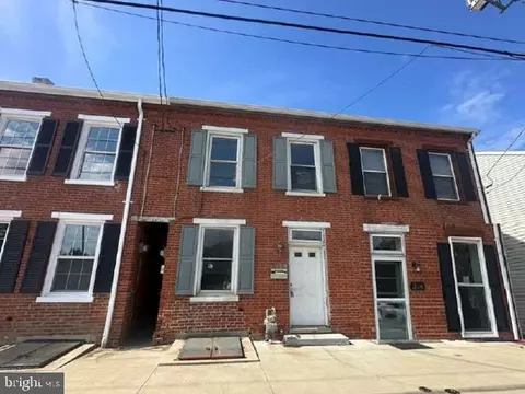 320 S Front St, Wrightsville, PA 17368