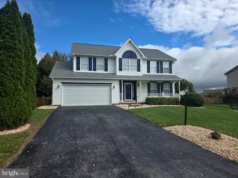 268 Runningboard Rd, Stewartstown, PA 17363