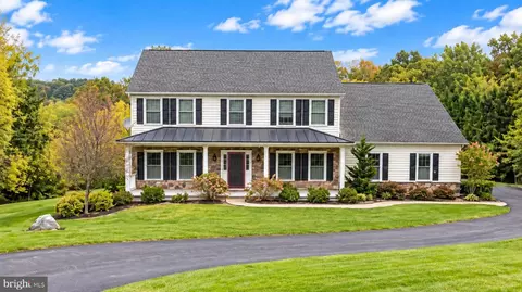 8933 Camp Rd, Red Lion, PA 17356