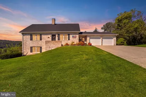 37 Impala Dr, Dillsburg, PA 17019