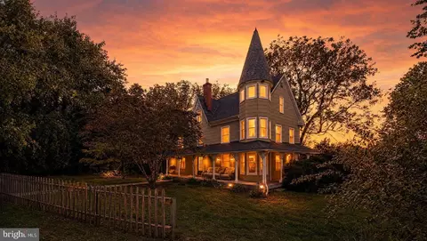 17809 Webb Rd, Stewartstown, PA 17363