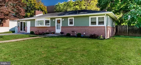 24 Boeing Rd, New Cumberland, PA 17070