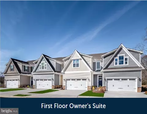 324 Sienna Blvd, New Cumberland, PA 17070