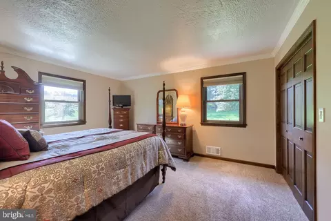 Bedroom - 4775 Libhart Mill Rd, Hellam, PA 17406 photo 3 of 3