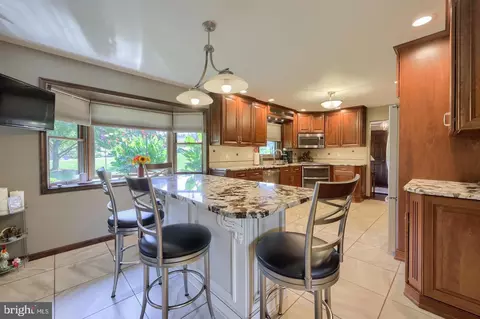Kitchen - 4775 Libhart Mill Rd, Hellam, PA 17406 photo 1 of 5