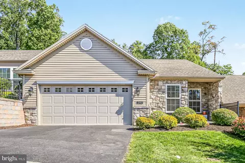 243 Red Haven Rd, New Cumberland, PA 17070
