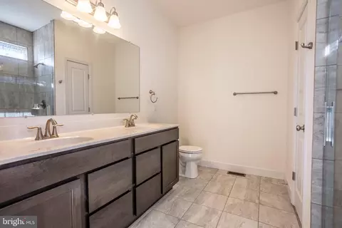 225 Ripple Dr, Hanover, PA 17331 photo 32