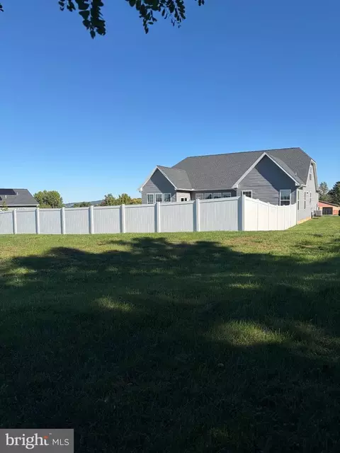 225 Ripple Dr, Hanover, PA 17331 photo 52
