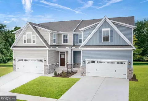 736 Jack Nicklaus Cir, York, PA 17403