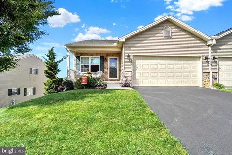 115 Shetland Dr, Red Lion, PA 17356