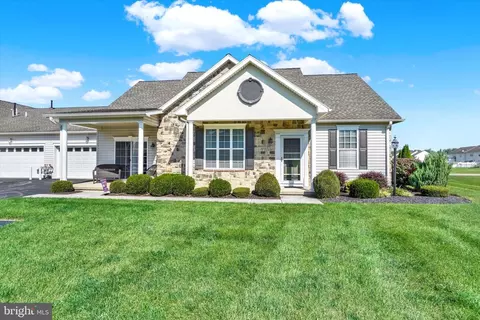 254 Dolomite Dr, York, PA 17408