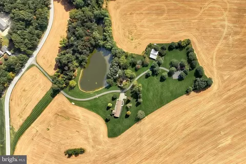 850 Gebhart Rd, Windsor, PA 17366 photo 5