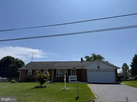 112 E Clearview Dr, Shrewsbury, PA 17361