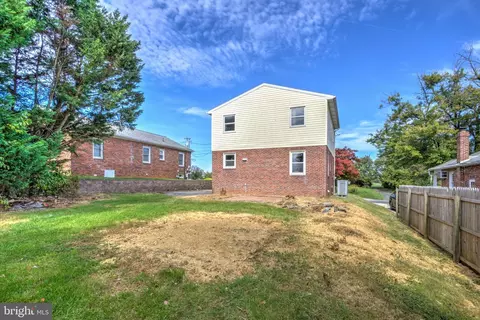 Exterior - 2164 Windsor Rd, Windsor, PA 17366 photo 5 of 6