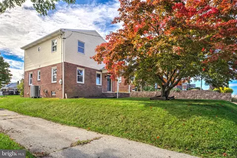 Exterior - 2164 Windsor Rd, Windsor, PA 17366 photo 2 of 6