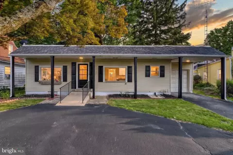 1910 S Queen St, York, PA 17403