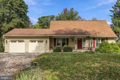 6485 Dark Hollow Rd, Wrightsville, PA 17368