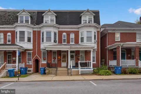 1296 W Princess St, York, PA 17404