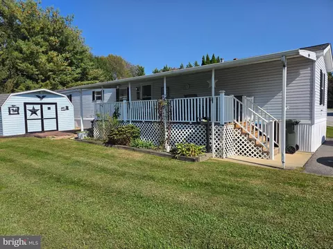 211 Jody Dr, York, PA 17402