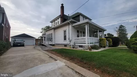 756 W Broadway, Red Lion, PA 17356