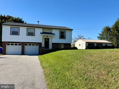 15446 Mount Olivet Rd, Stewartstown, PA 17363
