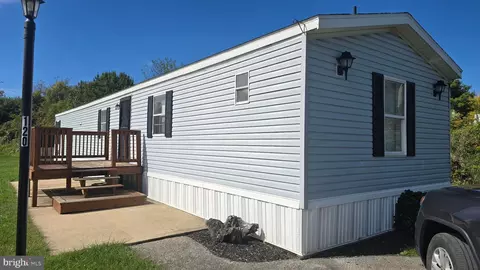 701 Cassel Rd #120, Manchester, PA 17345