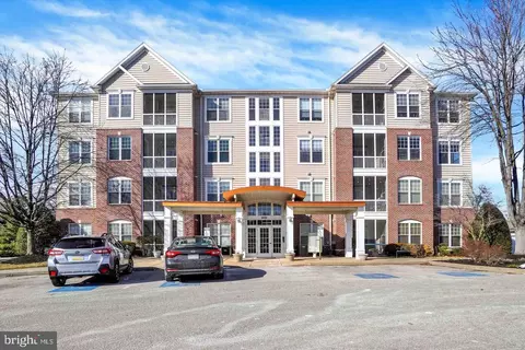 1010 Crest Way #304, York, PA 17403