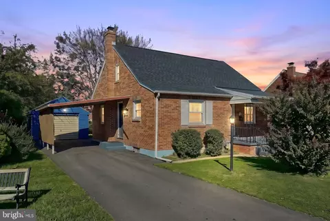 2005 Filbert St, York, PA 17404