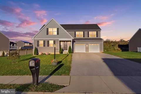 1120 Alder Ct, York, PA 17408