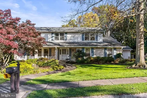 3530 Cimmeron Rd, York, PA 17402