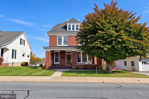 515 S Main St, Red Lion, PA 17356