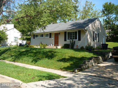 9108 Varnum St, Lanham, MD 20706 photo 1
