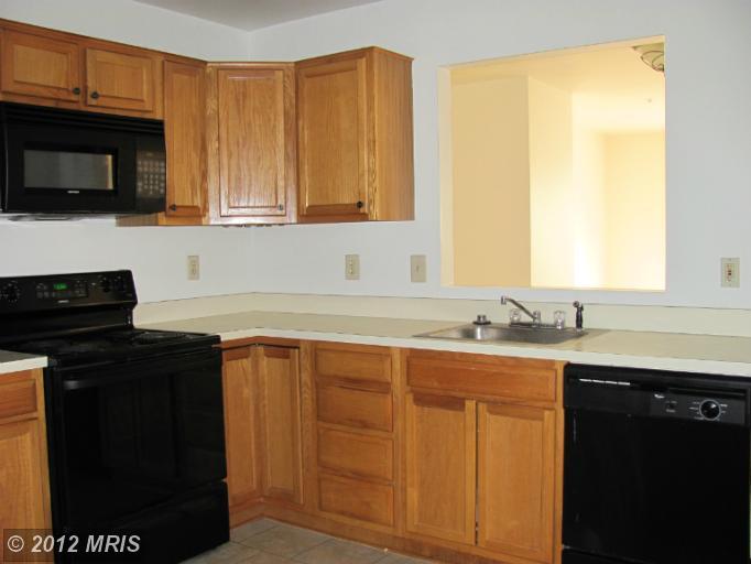 10717 Kitchener Ct, Bowie, MD 20721 photo 1