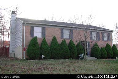 5602 Lundy Dr, Lanham, MD 20706 photo 1